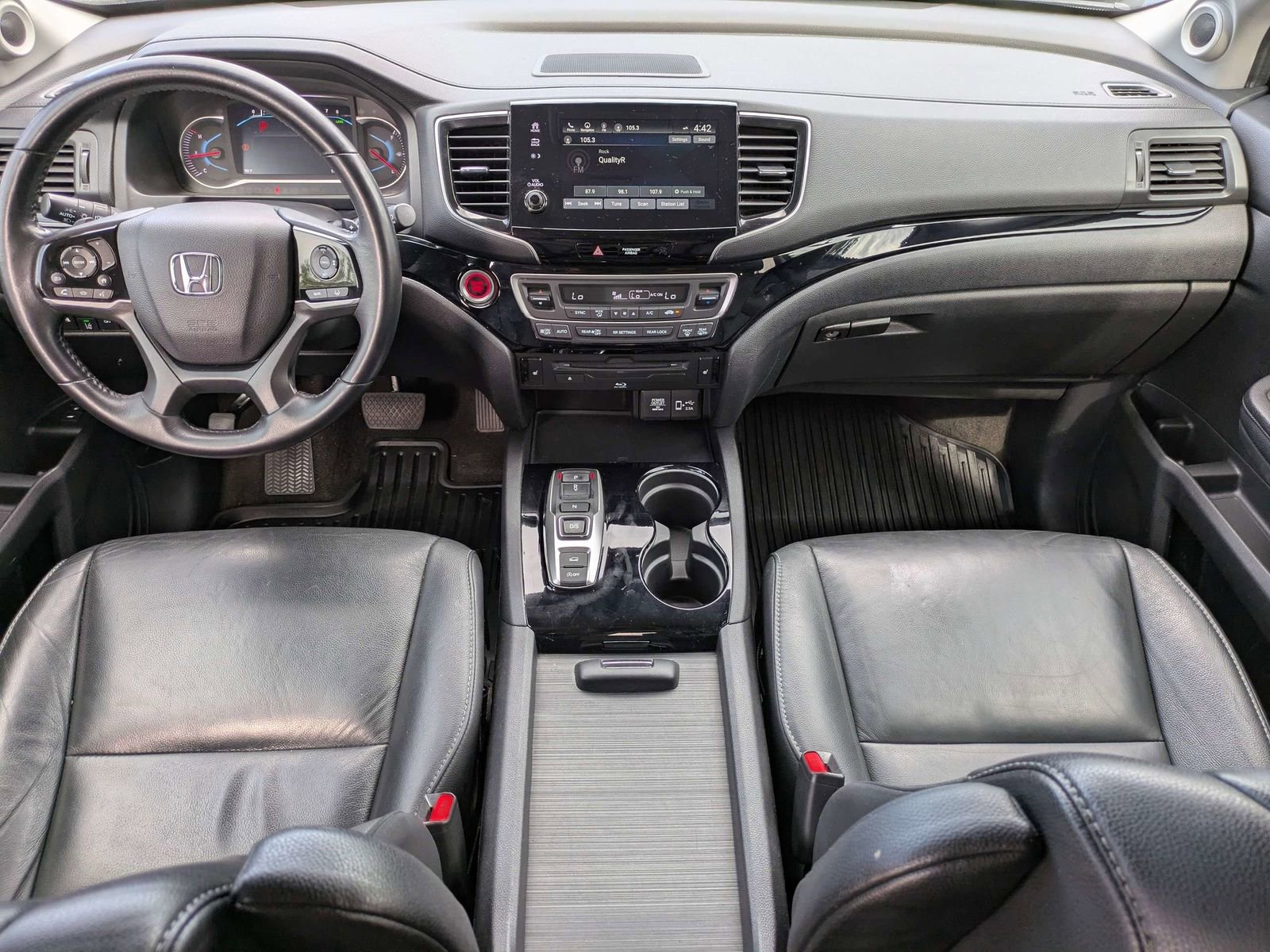 Used 2020 Honda Pilot Touring image 9