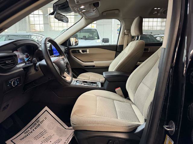 Certified 2024 Ford Explorer XLT AWD/4WD image 17