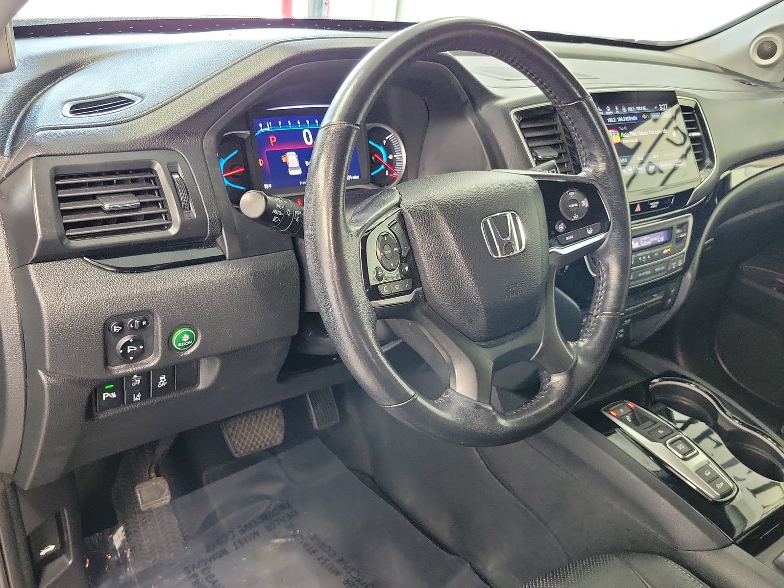 Used 2020 Honda Pilot Elite image 9