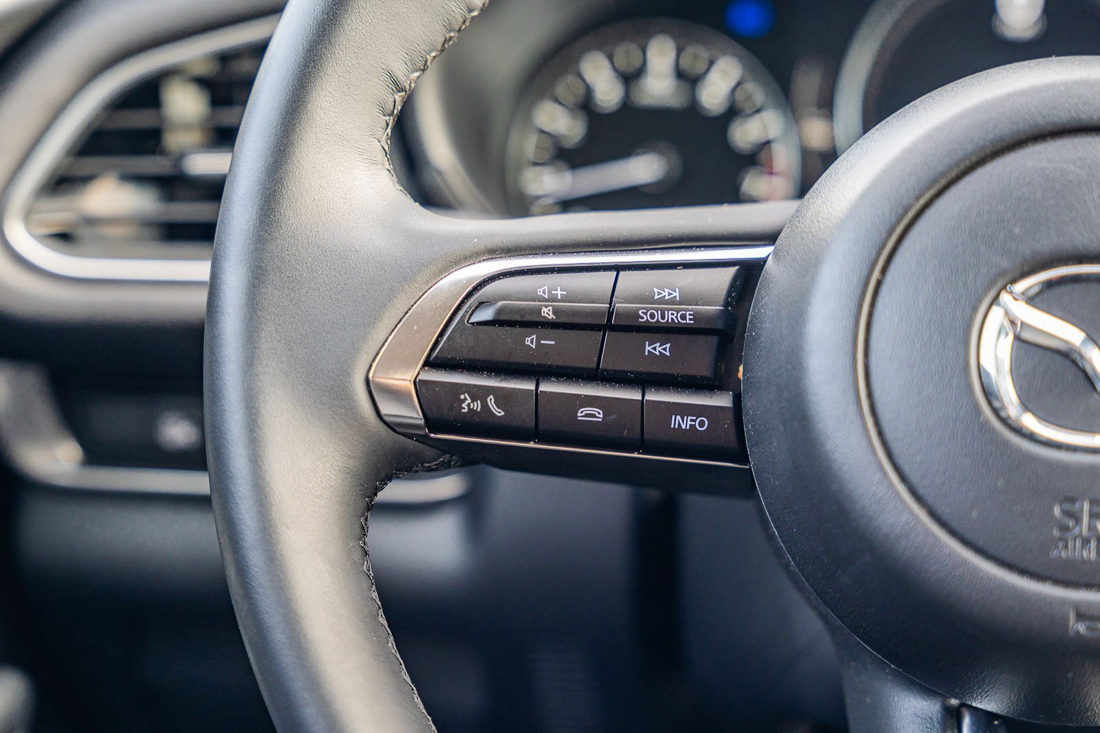 Used 2025 MAZDA CX-30 AWD 2.5 S w/ Select Sport Pkg image 25