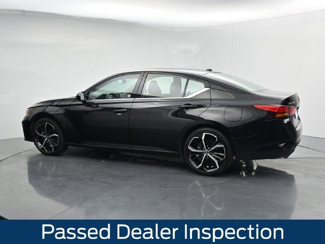 Used 2025 Nissan Altima 2.5 SR FWD image 7