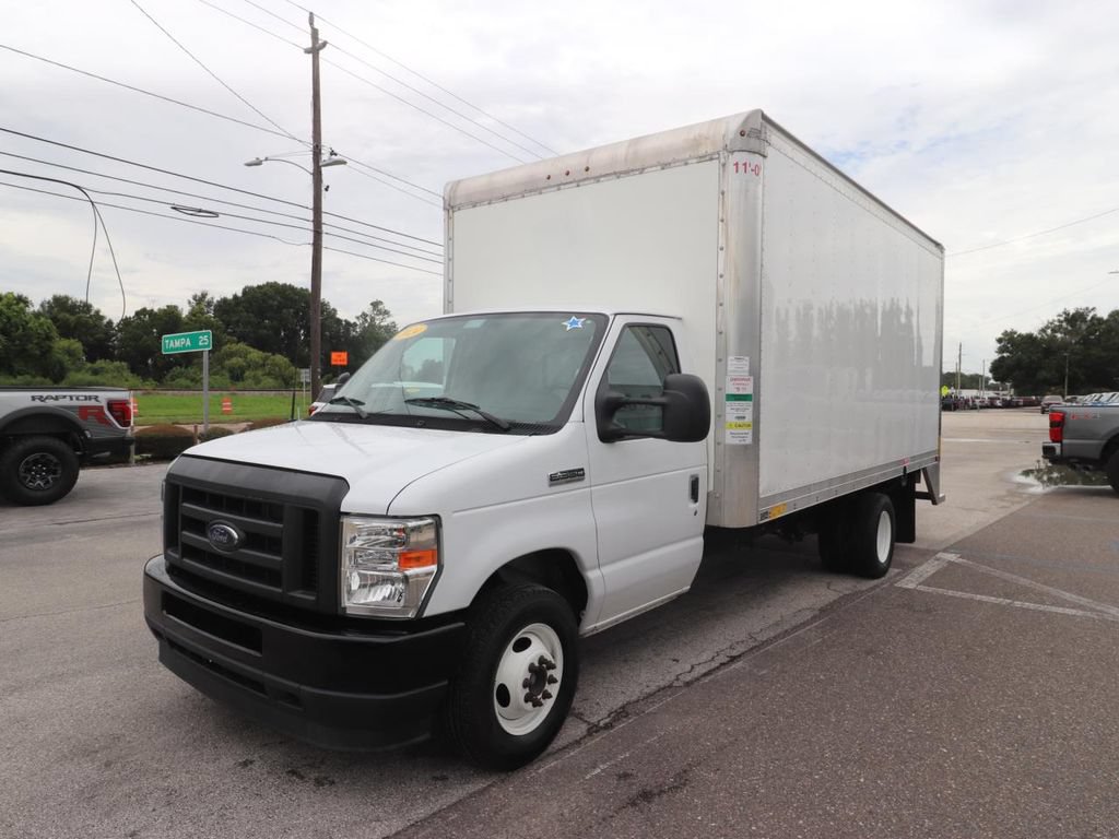 Certified 2024 Ford E-350 and Econoline 350 Super Duty w/ Power Windows & Locks Group RWD image 5
