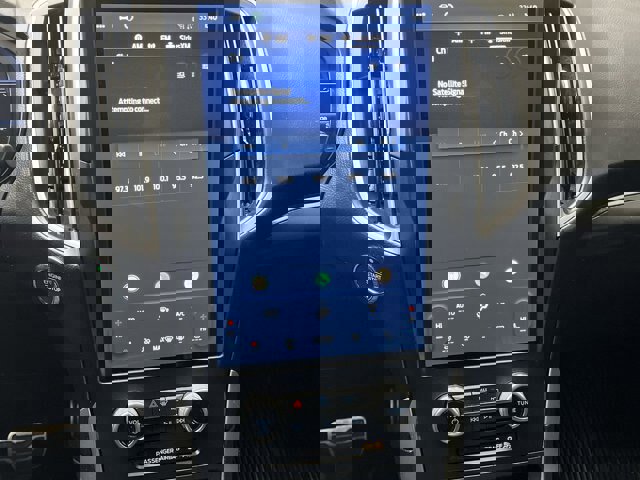 Certified 2022 Ford Edge ST-Line image 23