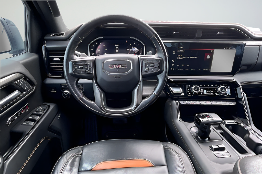 Used 2023 GMC Sierra 1500 AT4 w/ AT4 Preferred Package AWD/4WD image 8
