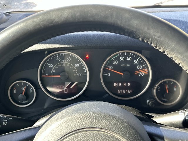 Used 2017 Jeep Wrangler Unlimited Sahara AWD/4WD image 37