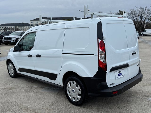 Certified 2022 Ford Transit Connect XL image 3