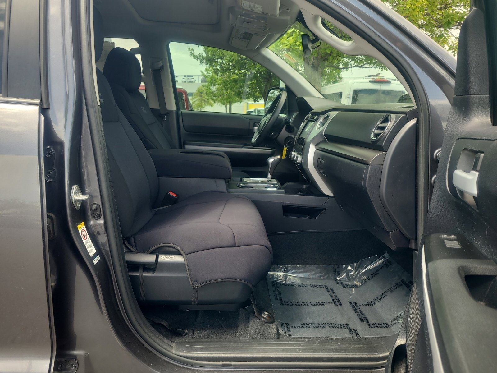 Used 2018 Toyota Tundra SR5 AWD/4WD image 19