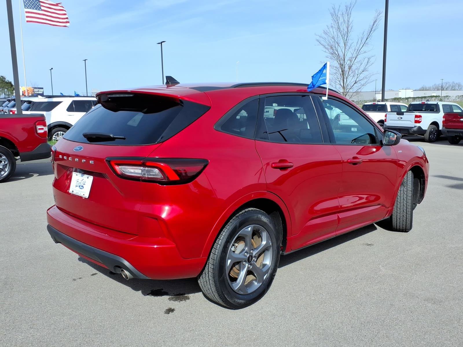 Certified 2024 Ford Escape ST-Line w/ Cold Weather Package image 5