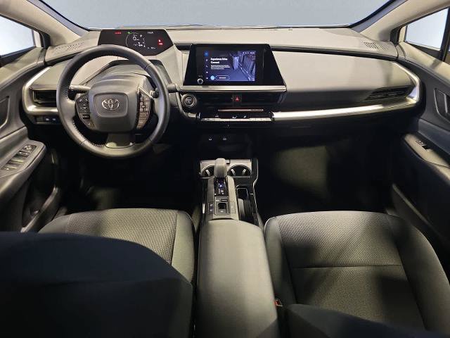 Used 2023 Toyota Prius LE AWD/4WD image 6