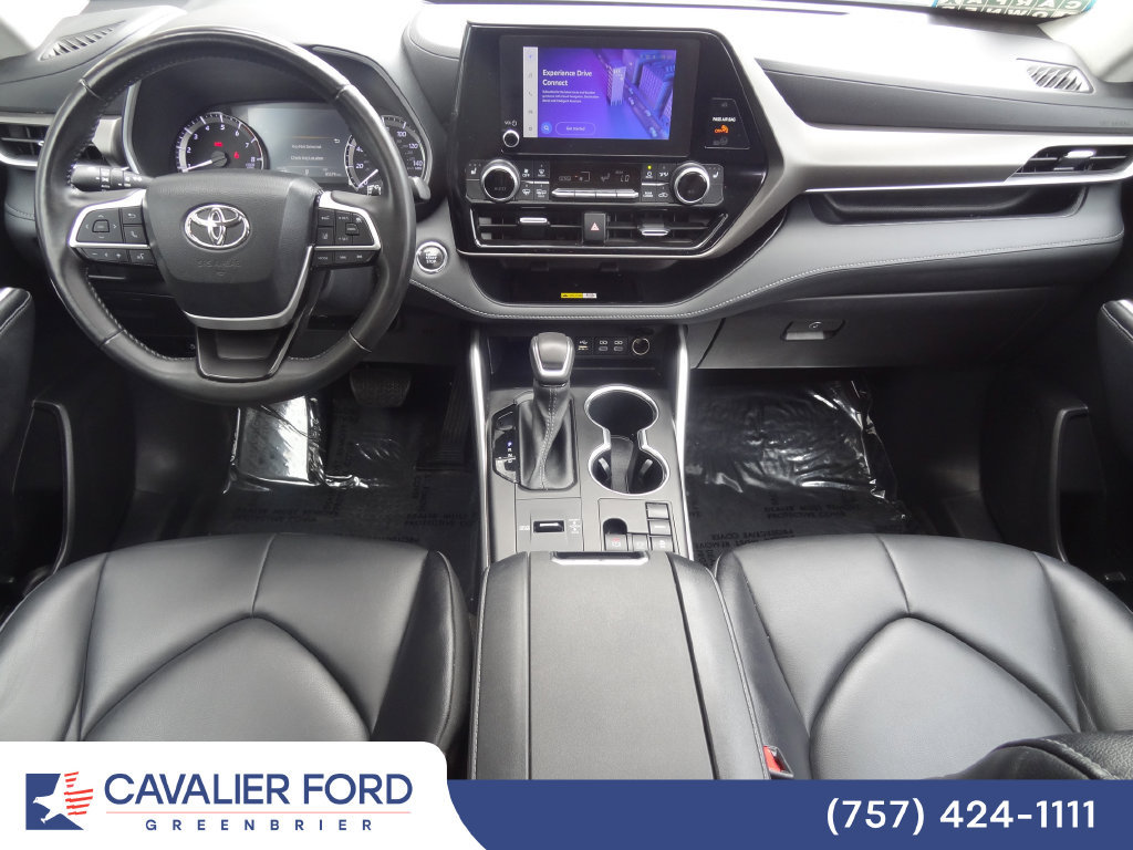 Used 2023 Toyota Highlander XLE FWD image 17
