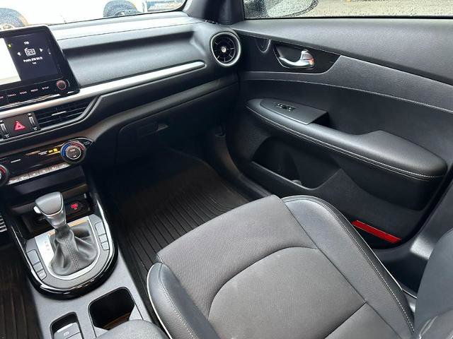 Used 2024 Kia Forte GT-Line image 14