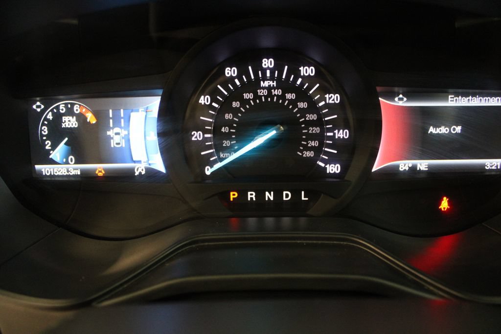 Certified 2020 Ford Fusion SE FWD image 21