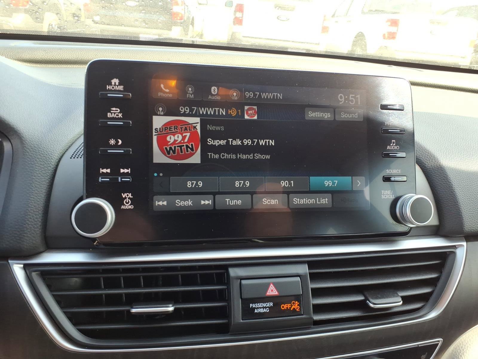 Used 2019 Honda Accord EX image 20