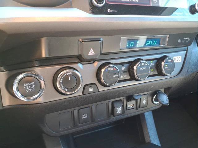 Used 2023 Toyota Tacoma TRD Sport AWD/4WD image 34