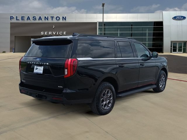 Certified 2025 Ford Expedition Max Active AWD/4WD image 5