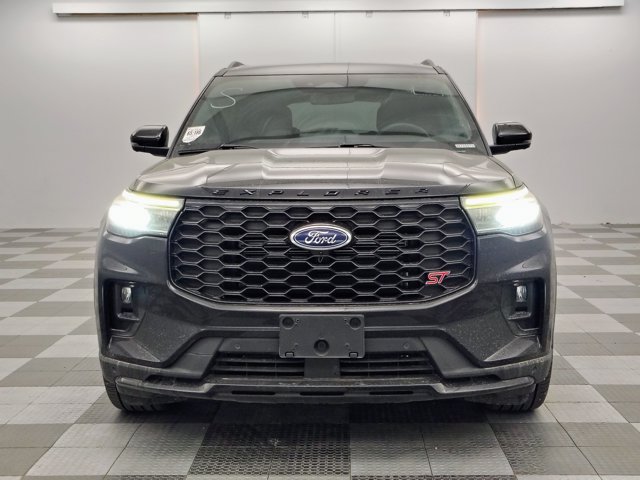 Certified 2025 Ford Explorer ST AWD/4WD image 8