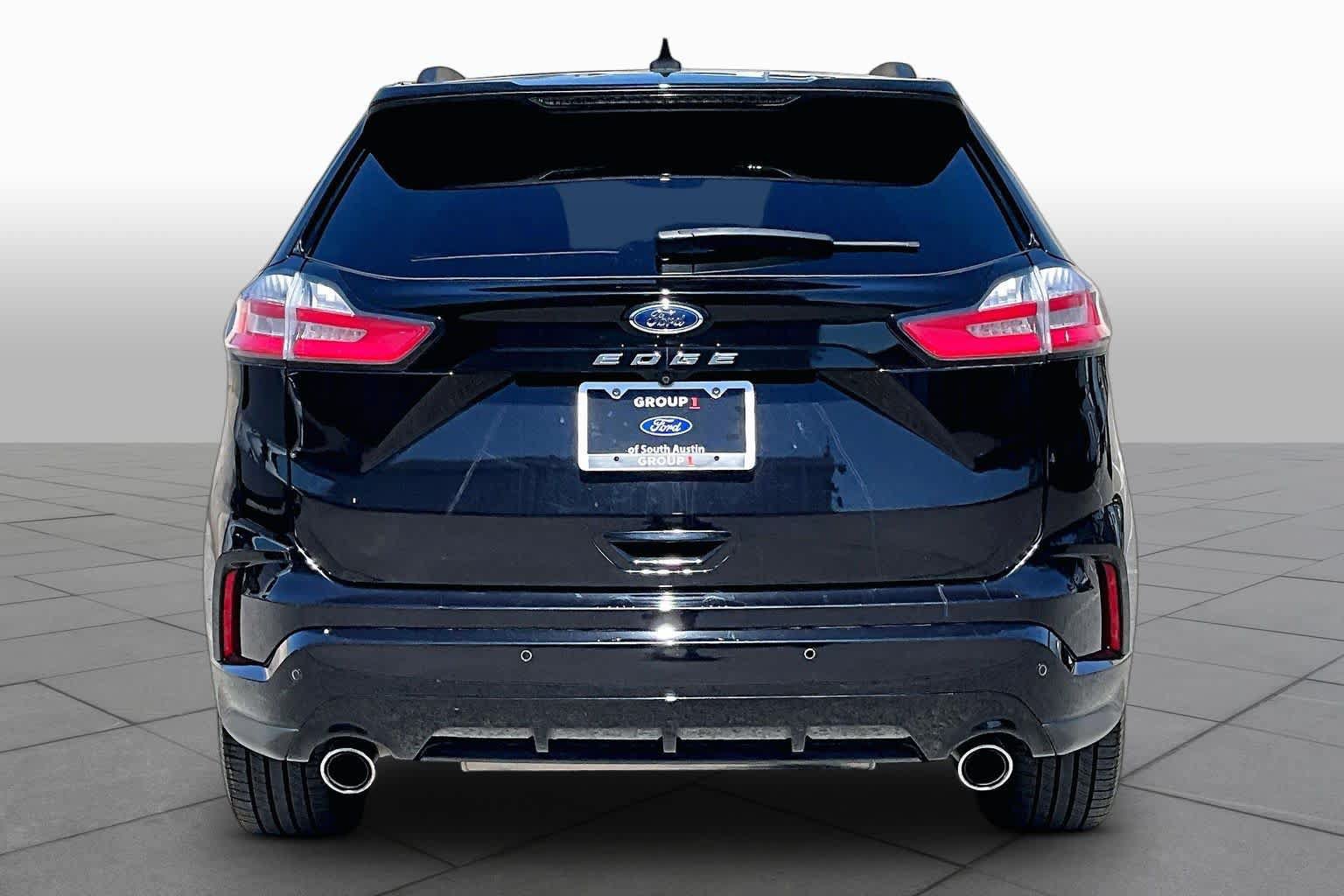 Certified 2021 Ford Edge ST-Line FWD image 5