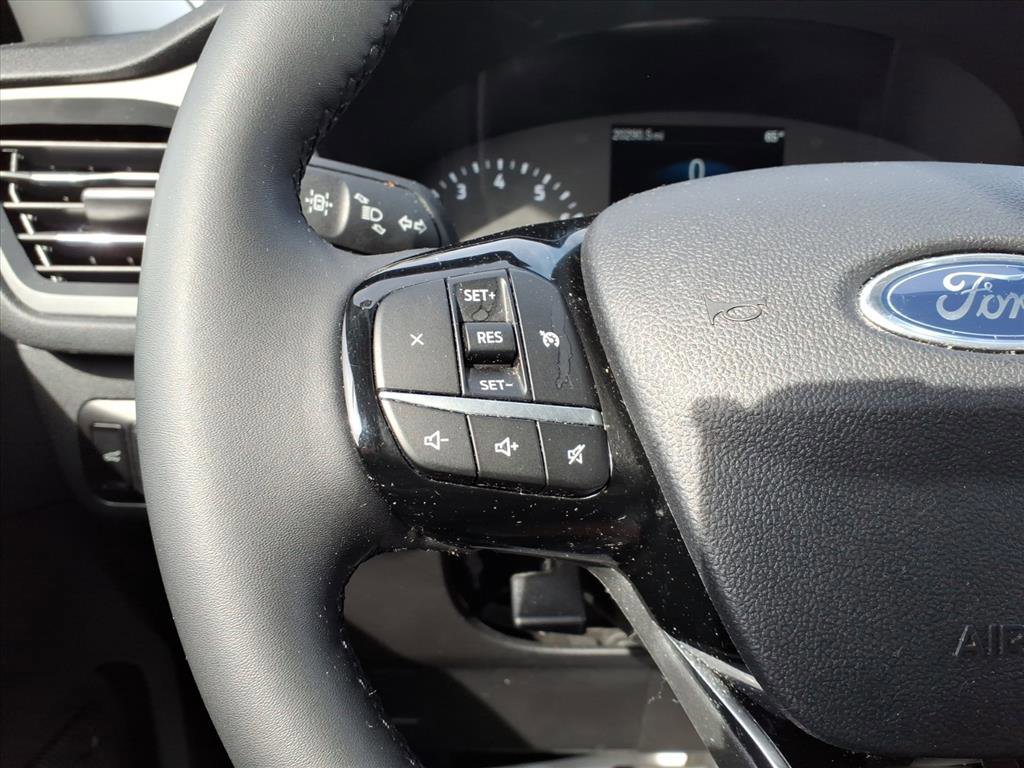 Certified 2022 Ford Escape SEL image 17