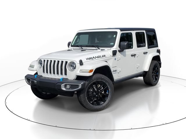 Used 2022 Jeep Wrangler Unlimited Sahara w/ Cold Weather Group AWD/4WD image 1
