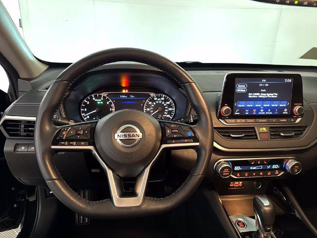 Used 2020 Nissan Altima 2.5 SV FWD image 8