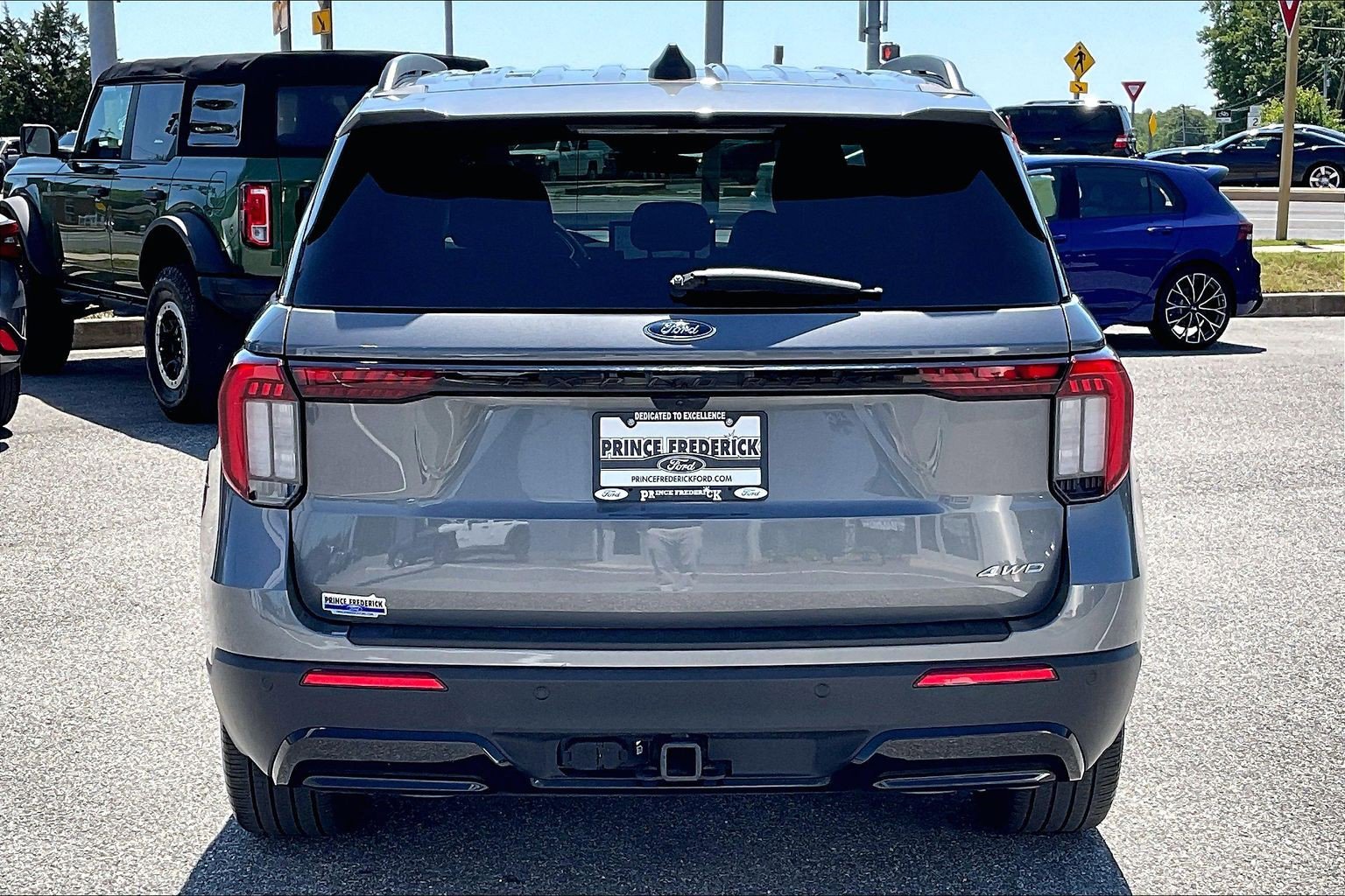 Certified 2025 Ford Explorer ST-Line w/ ST-Line Street Pack AWD/4WD image 4