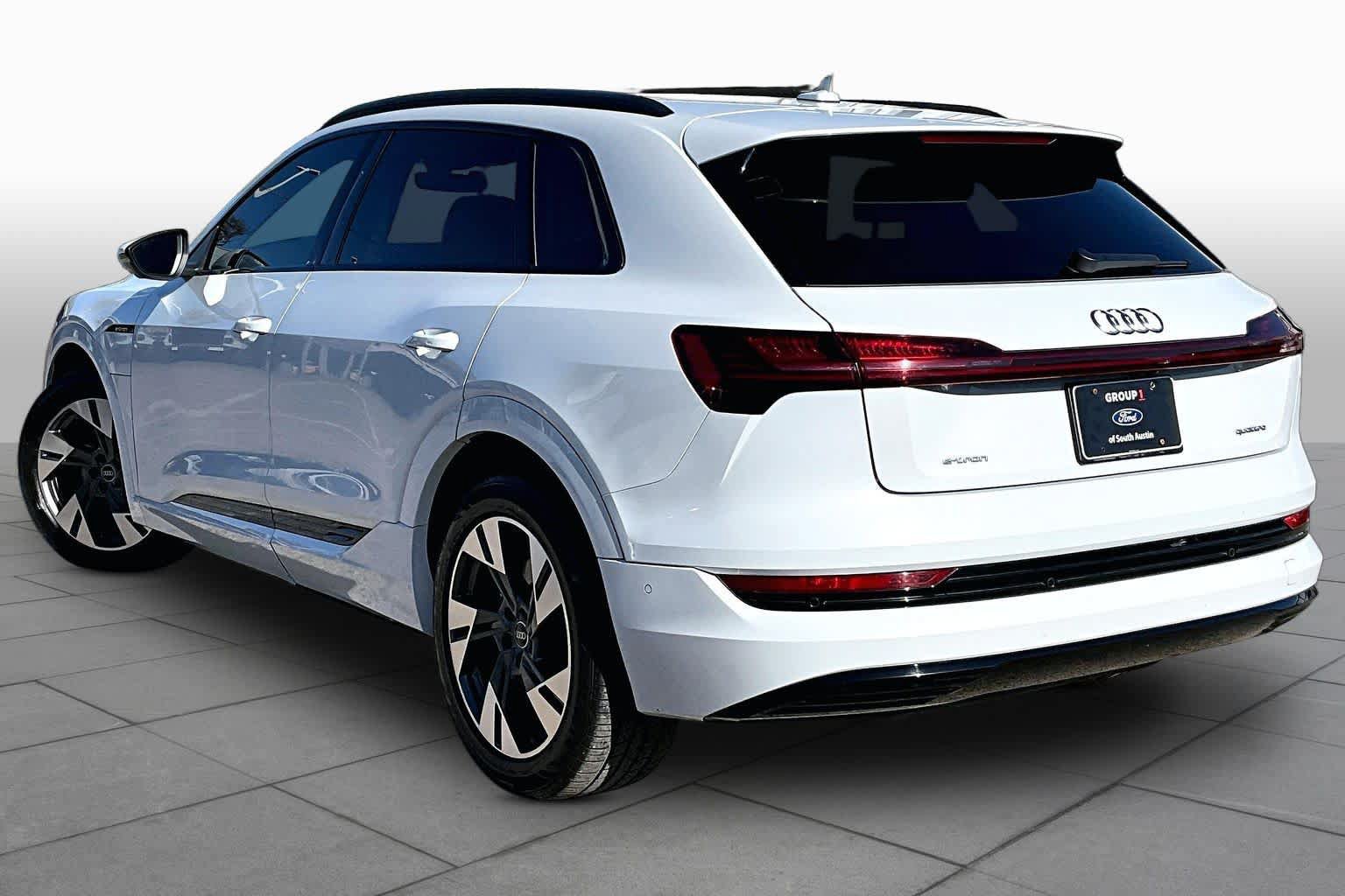 Used 2021 Audi e-tron Premium w/ Convenience Plus Package AWD/4WD image 5