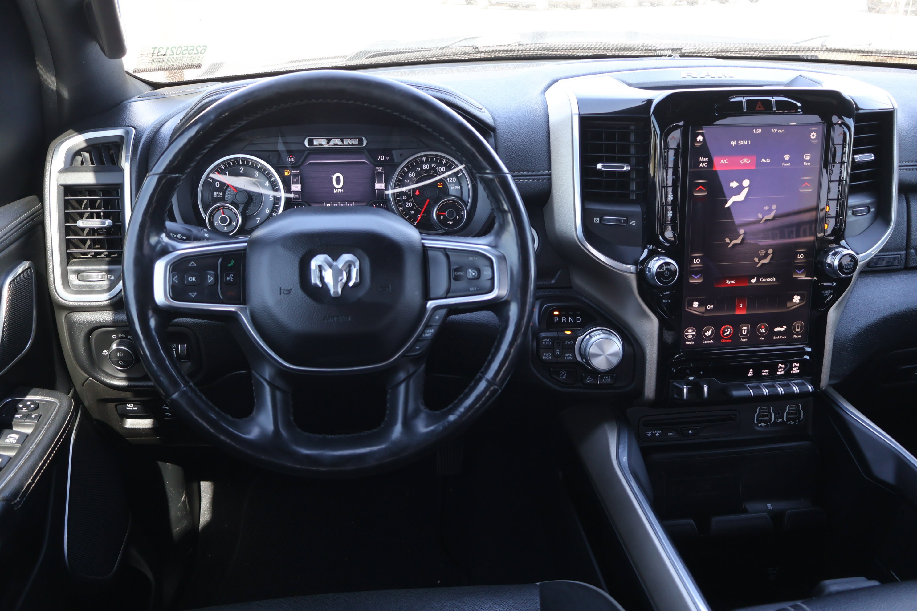 Used 2019 RAM 1500 Laramie image 25
