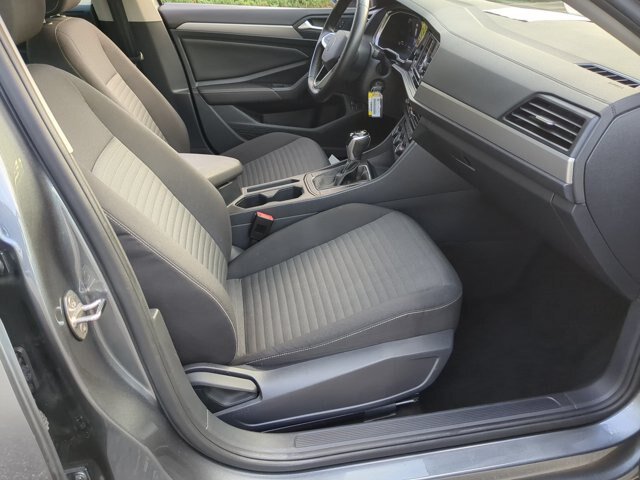 Used 2024 Volkswagen Jetta S FWD image 33