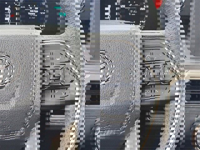 Used 2025 Toyota Tacoma TRD Sport image 15