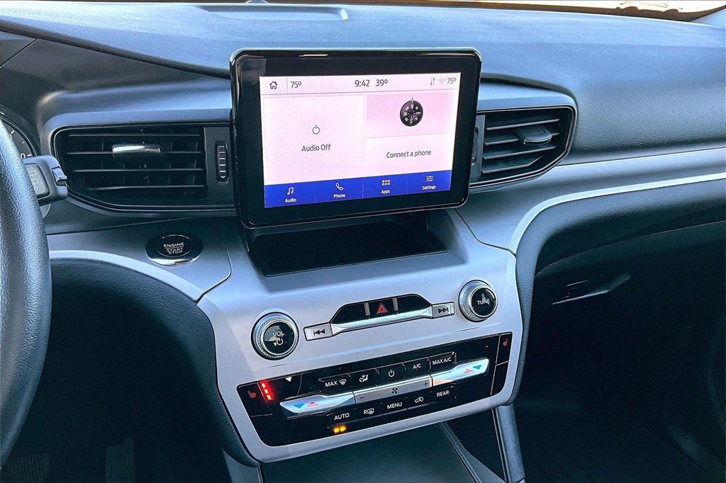 Certified 2022 Ford Explorer XLT image 32