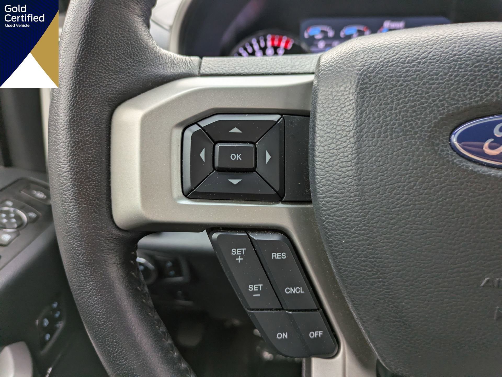 Certified 2022 Ford F250 Lariat w/ Black Appearance Package image 32