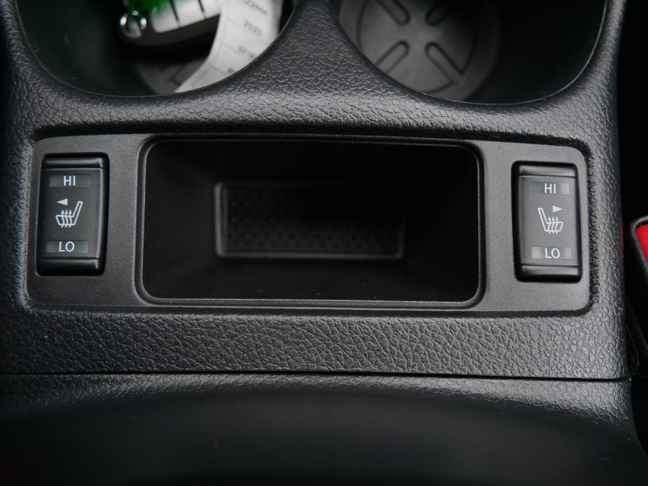 Used 2020 Nissan Rogue S image 31