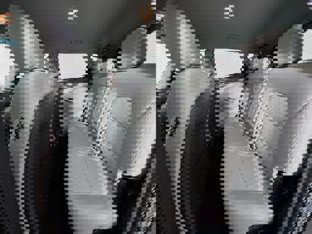 Used 2020 Hyundai Tucson SE image 16