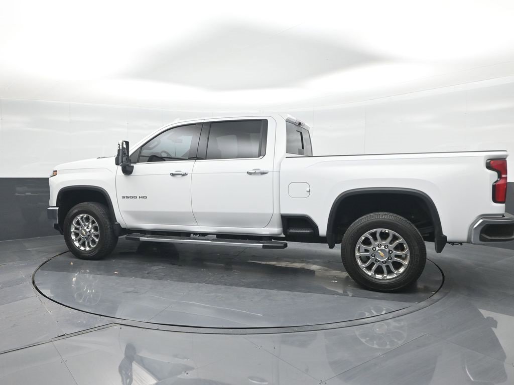 Used 2025 Chevrolet Silverado 3500 LTZ w/ LTZ Convenience Package image 28