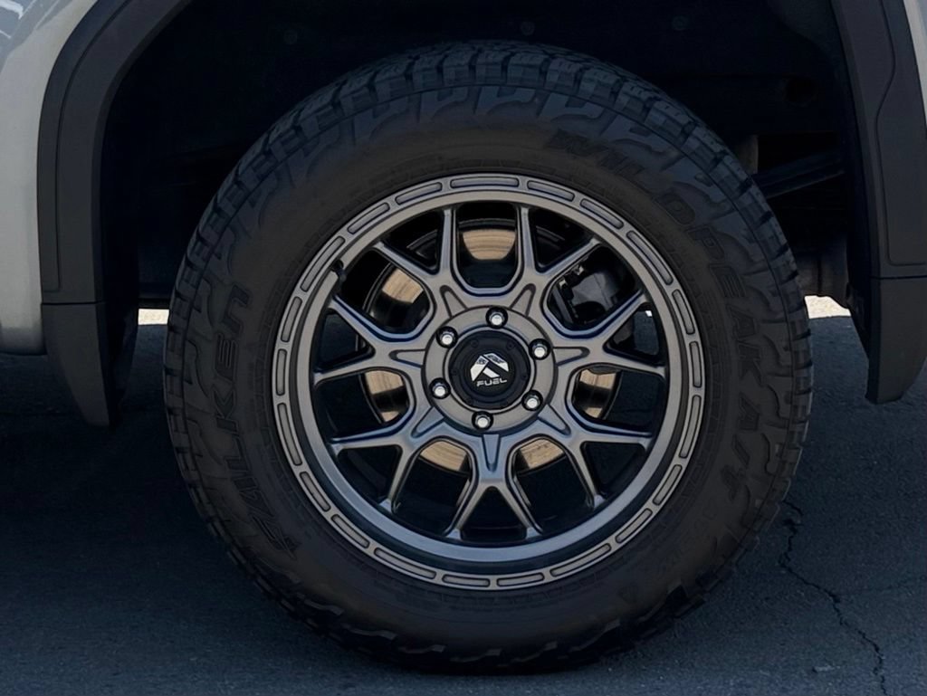 Used 2021 GMC Sierra 1500 Denali w/ Denali Ultimate Package AWD/4WD image 13