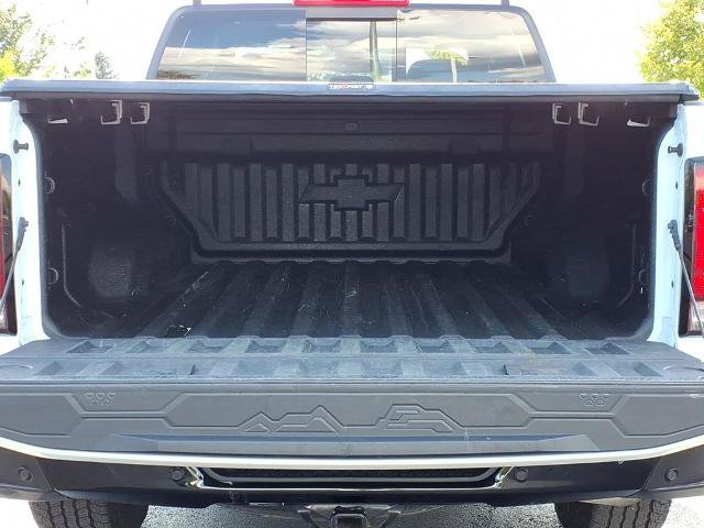 Used 2024 Chevrolet Colorado Z71 w/ Z71 Convenience Package 2 AWD/4WD image 8
