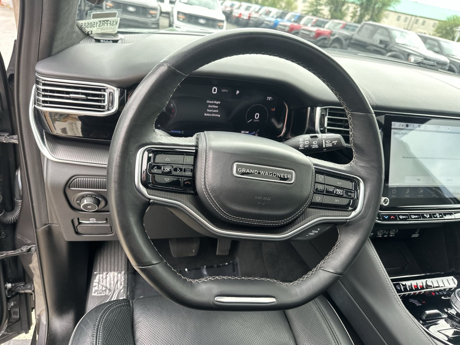 Used 2024 Jeep Grand Wagoneer L Series II AWD/4WD image 17