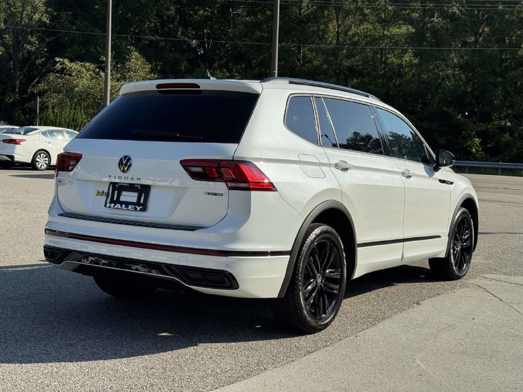Used 2022 Volkswagen Tiguan SE R-Line AWD/4WD image 23
