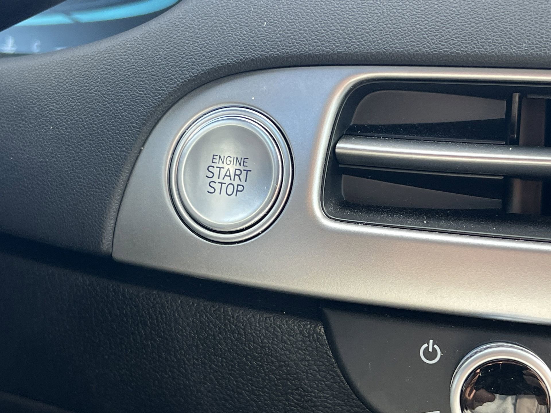 Used 2025 Hyundai Palisade SEL image 8