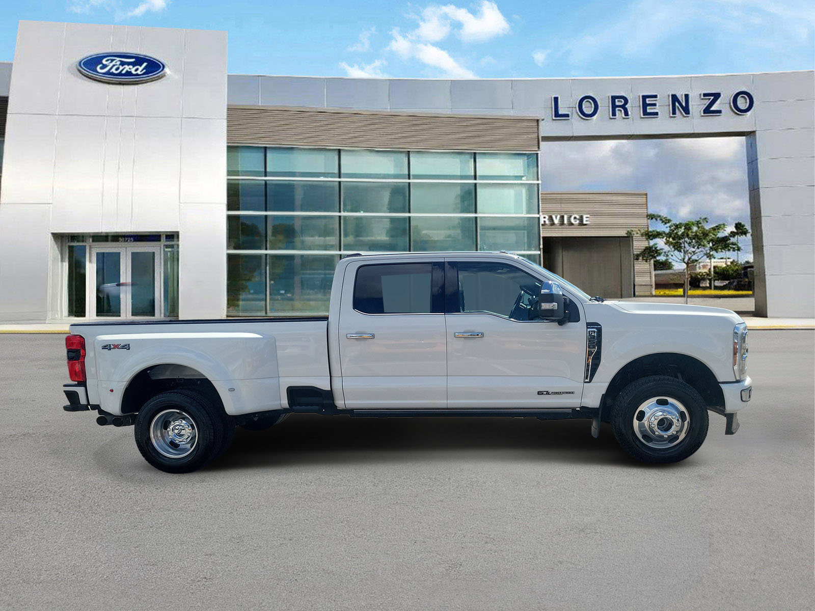 Certified 2024 Ford F350 Platinum AWD/4WD image 4