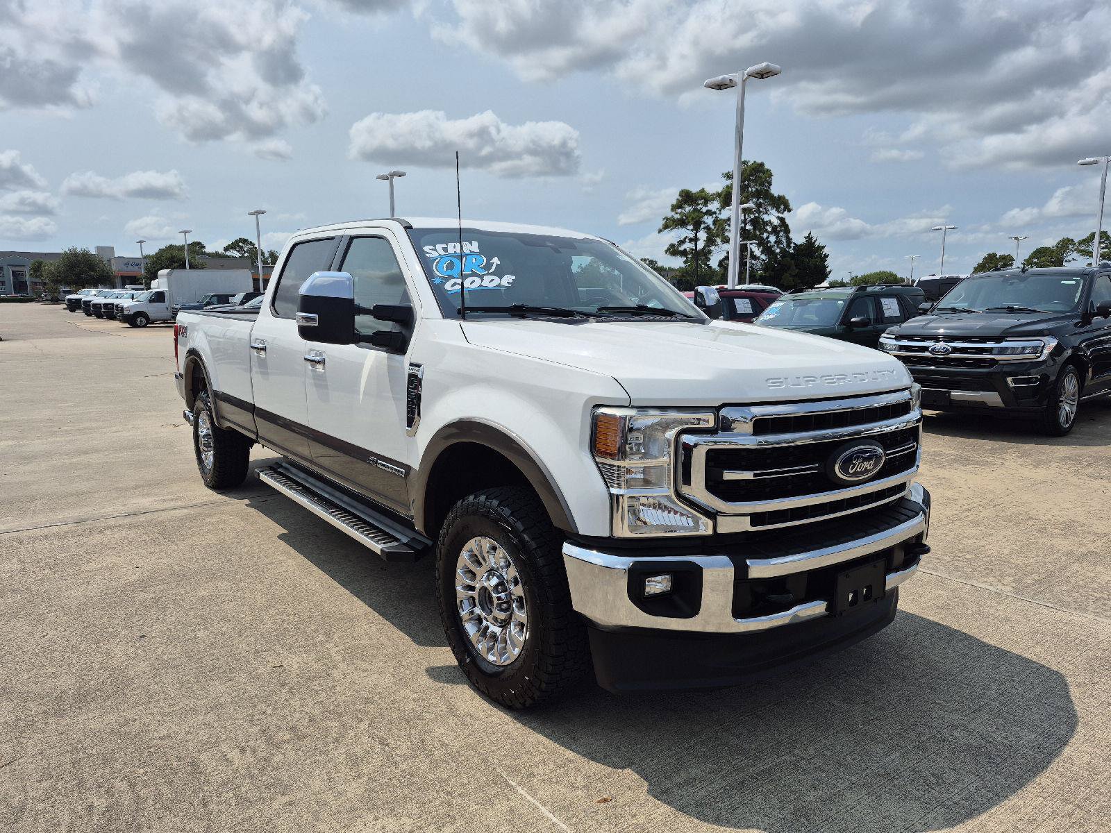Certified 2022 Ford F350 Lariat w/ Chrome Package AWD/4WD image 19