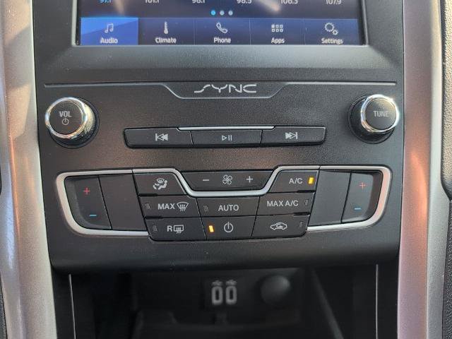 Certified 2020 Ford Fusion SE FWD image 27