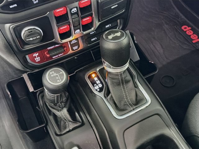 Used 2024 Jeep Wrangler Unlimited Rubicon AWD/4WD image 20