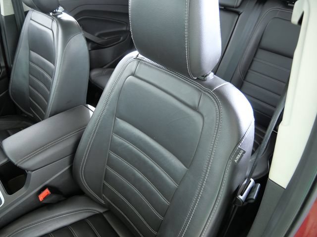 Certified 2018 Ford Escape Titanium w/ Ford Safe & Smart Package AWD/4WD image 19