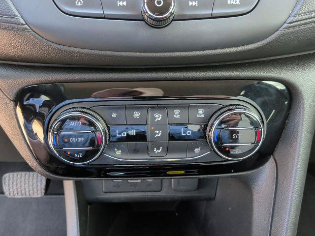 Used 2021 Buick Encore GX Essence FWD image 31