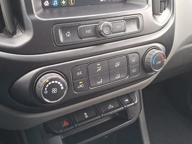 Used 2020 Chevrolet Colorado W/T w/ Custom Special Edition image 15