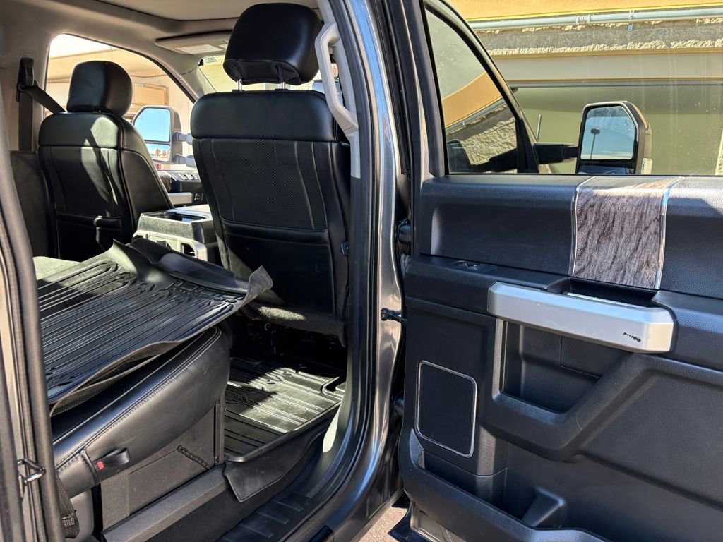 Certified 2019 Ford F250 Lariat w/ Lariat Ultimate Package image 31