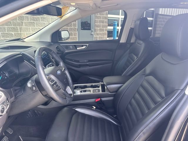 Certified 2024 Ford Edge SEL w/ Convenience Package AWD/4WD image 13