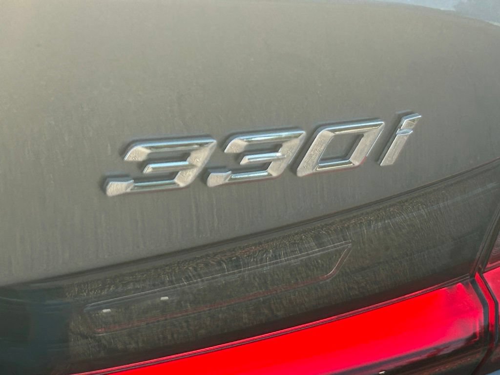 Used 2024 BMW 330i Sedan w/ Convenience Package RWD image 22