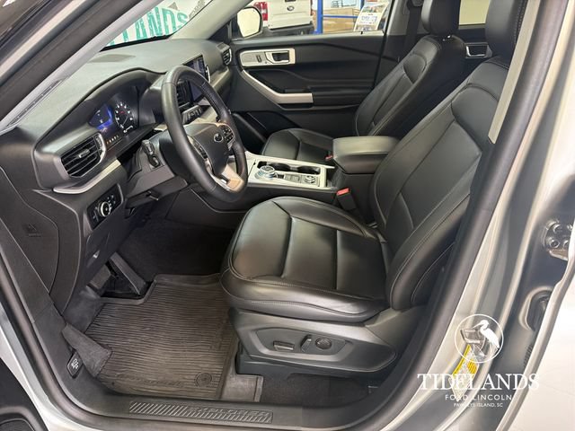 Certified 2024 Ford Explorer XLT w/ Equipment Group 202A AWD/4WD image 11